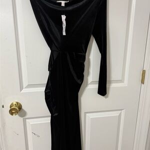 Chic Black Long Sleeve Dress